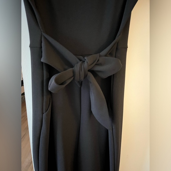 Express Black Jumpsuit size Small in excellent used condition - Picture 4 of 5